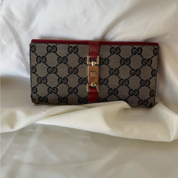 Gucci Monogram Continental Wallet Authentic - Picture 4 of 15